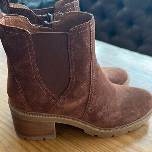 Lucky Brand Brown Ankle Booties Suede Chelsea Style